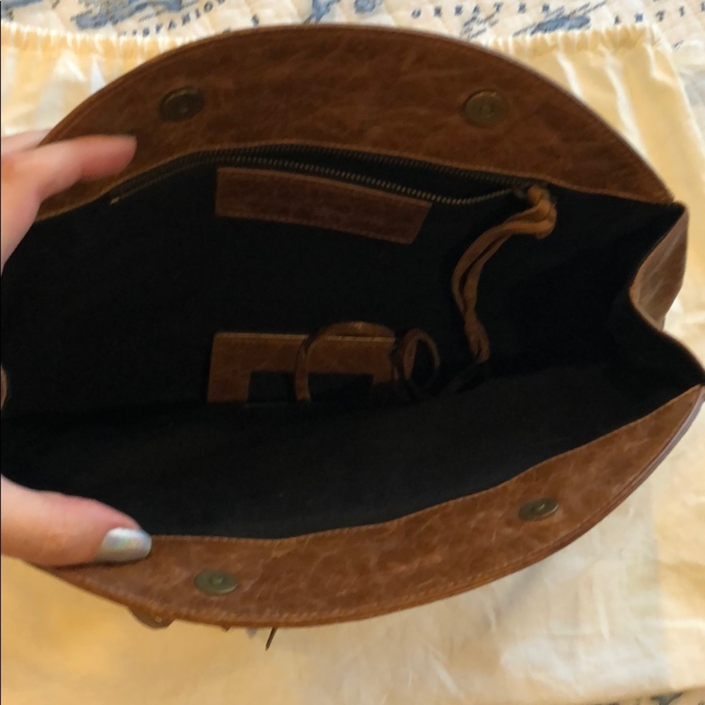 Balenciaga rare Oval clutch truffle brown chevre - Picture 5 of 10
